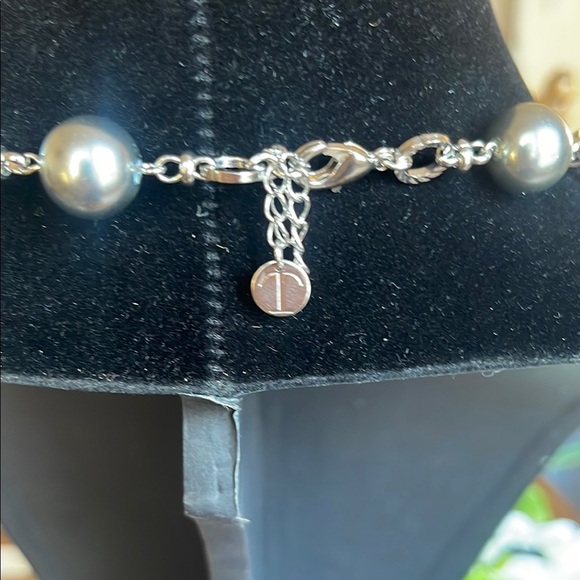 Talbots Silver Crystal Necklace Timeless Design - Picture 3 of 4